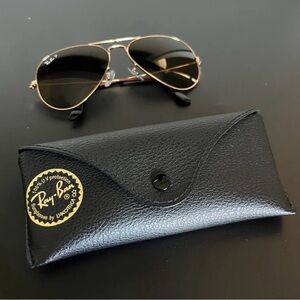 Ray-Ban Gold Aviator Polarized Sunglasses with Black Case